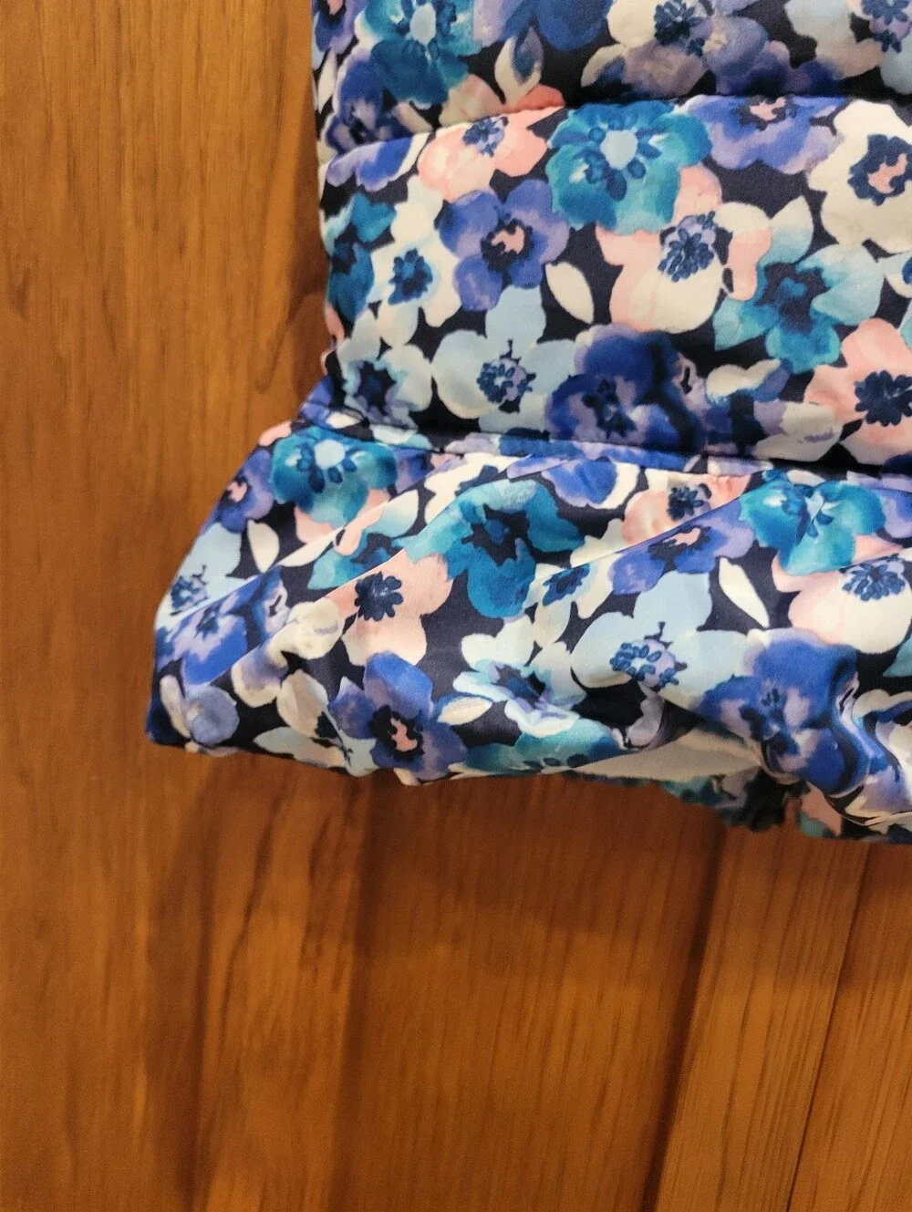 Gymboree Blue Floral Quilted Puffer Vest.  Girls Size 7/8. Like New!!